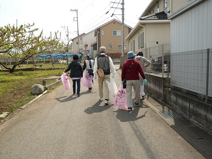 お話しながら.JPG