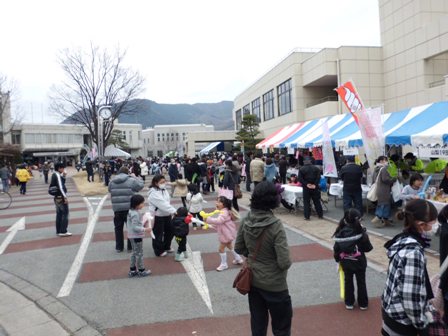 春日居まつり会場.JPG