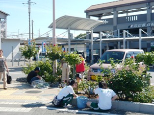 8.4　駅前　村松 (9).JPG